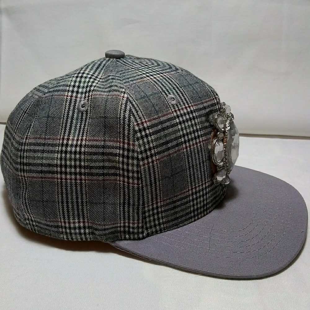 Flipper baseball hat - Picture 3 of 3